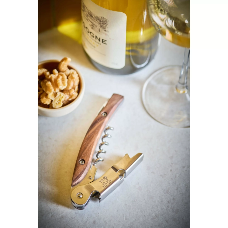 pg-201111_trybuszon_jasne_drewno_malbec_peugeot_5_3.webp