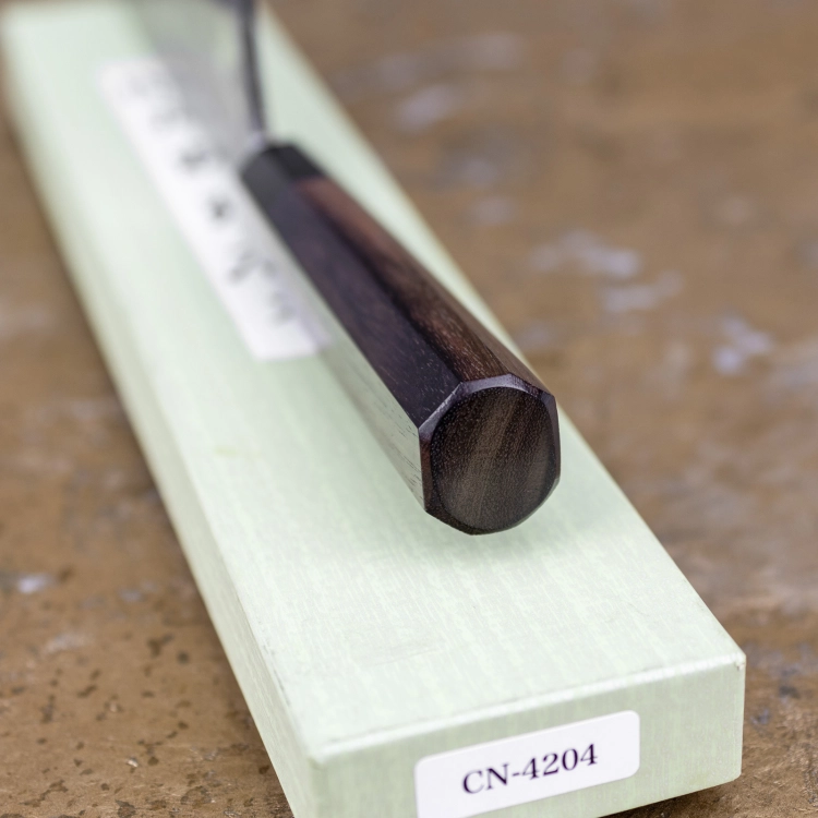 pol_pl_Hideo-Kitaoka-Shirogami-2-Satin-Noz-Deba-18-cm-3647_6.jpg
