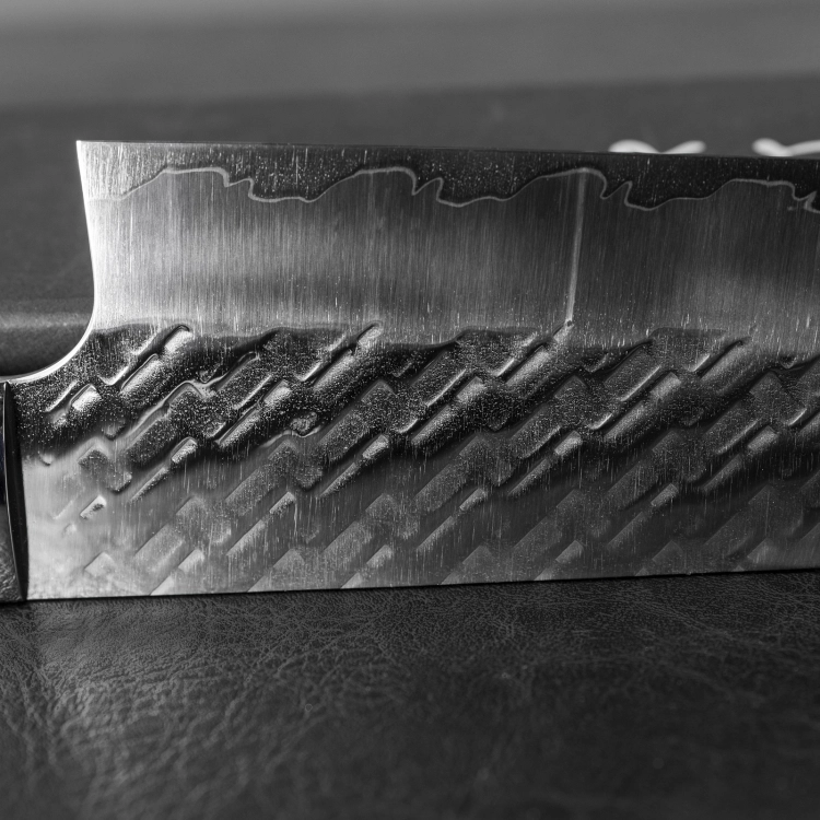 pol_pl_Takeshi-Saji-STRIX-Blue-Acrylic-Noz-Santoku-18-cm-3306_3.jpg