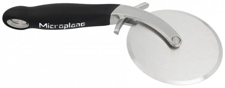 mc-48015_microplane_noz_do_pizzy_2w1_specialty_4.webp