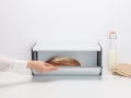 fall_front_bread_bin_-_white_-_8710755306006_brabantia_96dpi_1000x750px_7_nr-21268.jpg