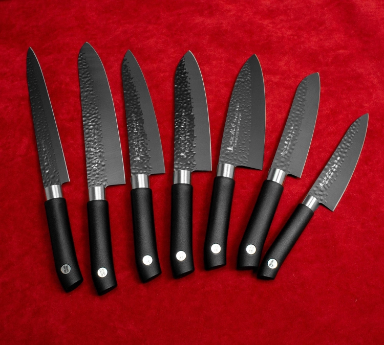 big_satake-sword-smith-black-3.jpg