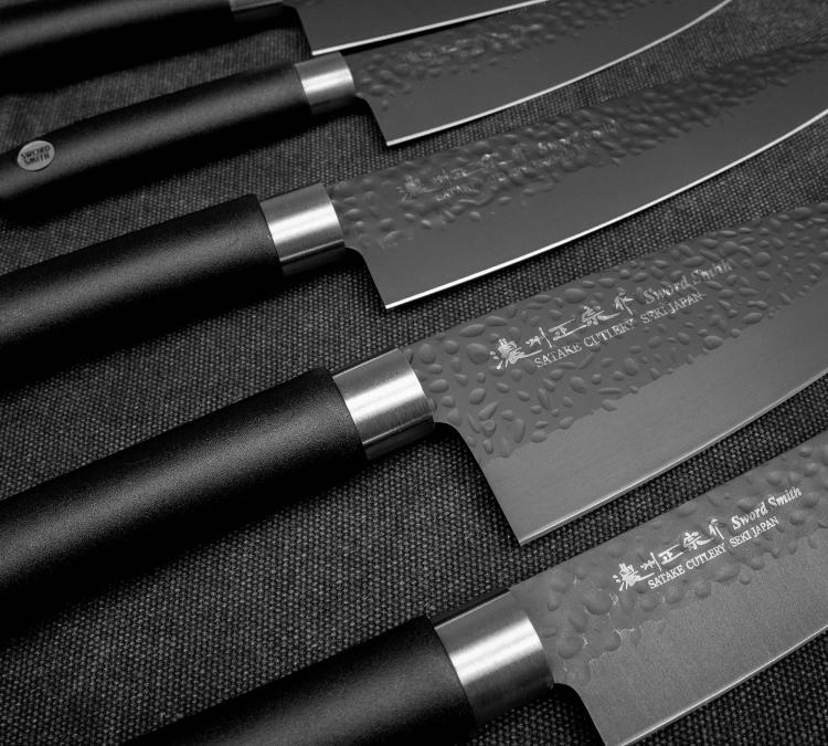 big_satake-sword-smith-black-4.jpg