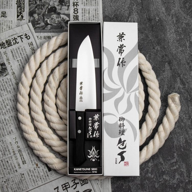big_big-kanetsune-5500-kc-316-vg-2-noz-santoku-16-5-cm-0010-1.jpg
